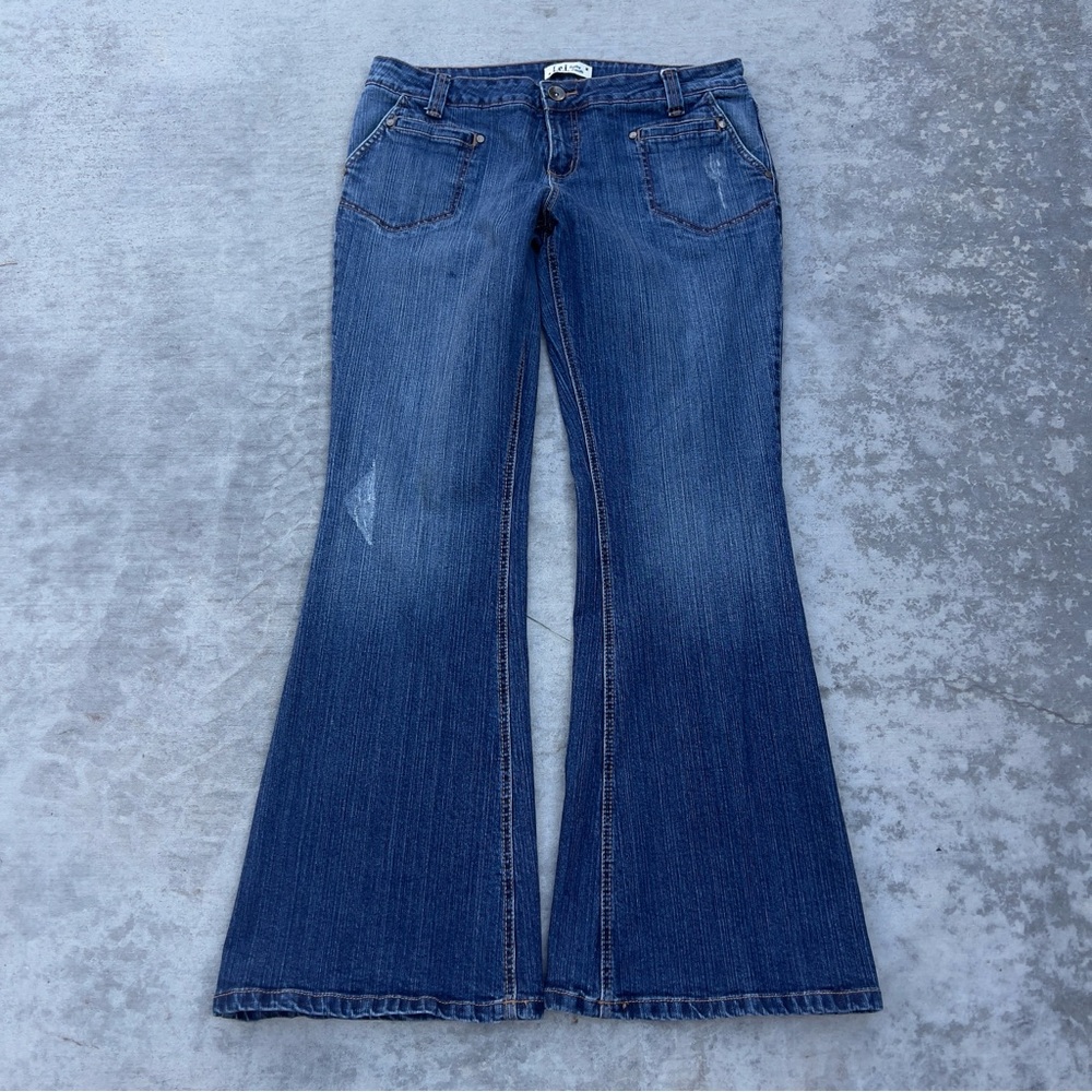 Vintage 90s Y2K Women’s Flared Bootcut Western Jeans